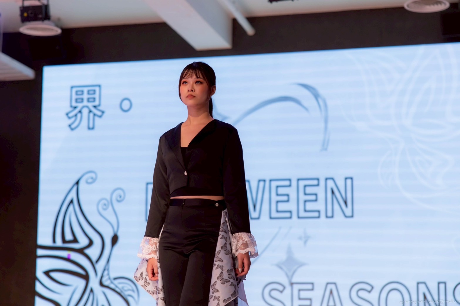 界·Between Seasons